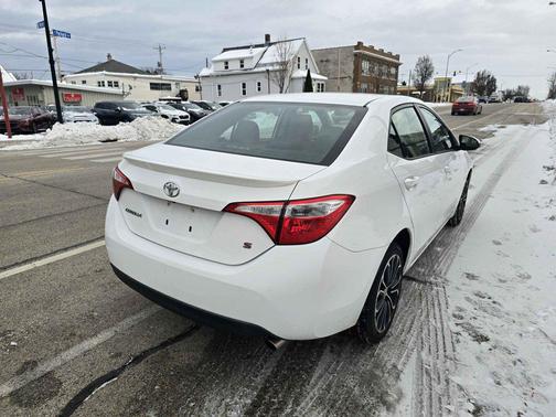 2014 Toyota Corolla S Plus