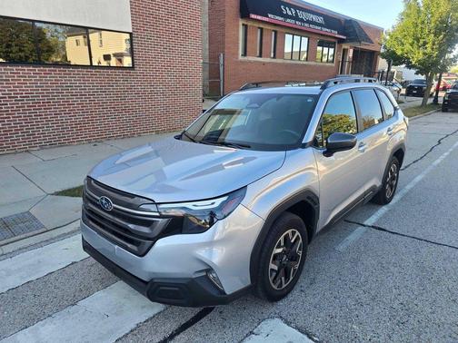 2025 Subaru Forester Premium