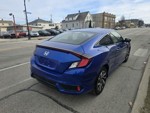 2016 Honda Civic 2dr CVT LX