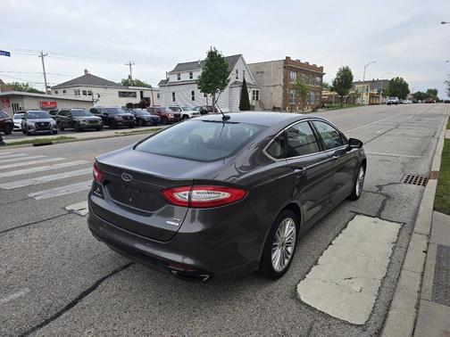 Magnetic 2016 Ford Fusion 4dr Sdn SE AWD
