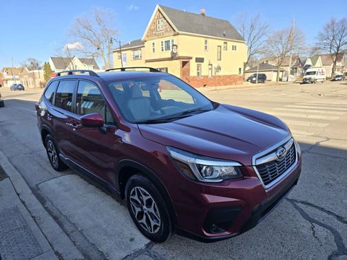 2020 Subaru Forester Premium CVT