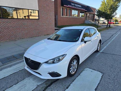 2016 Mazda Mazda3 i Sport