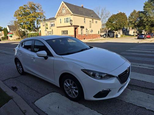2016 Mazda Mazda3 i Sport