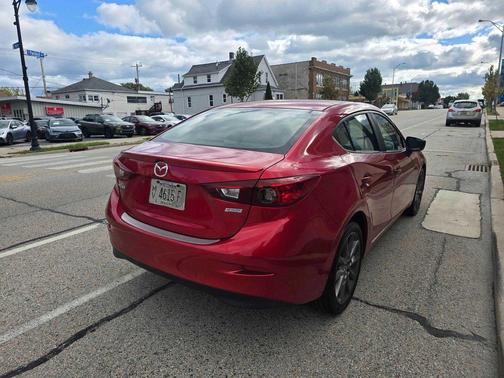2018 Mazda Mazda3 Touring
