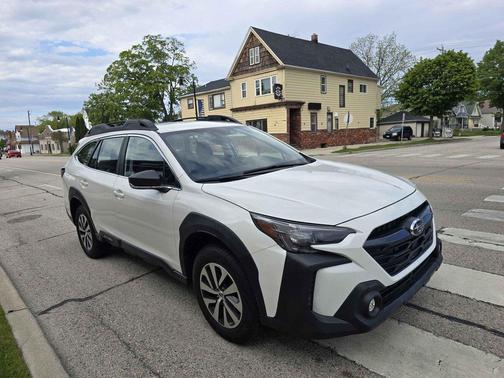 2025 Subaru Outback Base