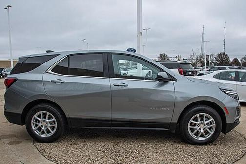 Sterling Gray Metallic 2024 Chevrolet Equinox LT