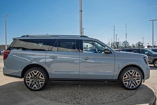 Glacier Gray Metallic 2026 Ford Expedition Max Platinum