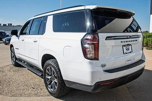 2023 Chevrolet Suburban Z71