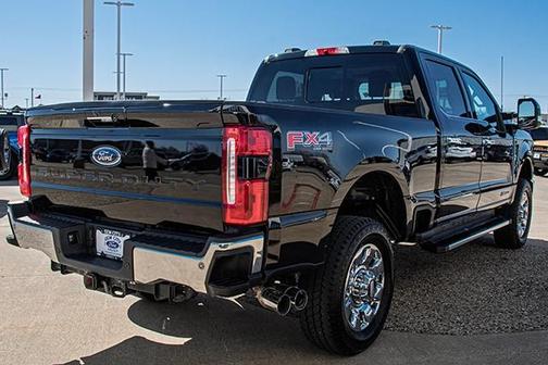 2023 Ford F-350 Lariat Super Duty