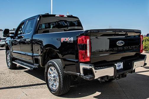 2023 Ford F-350 Lariat Super Duty