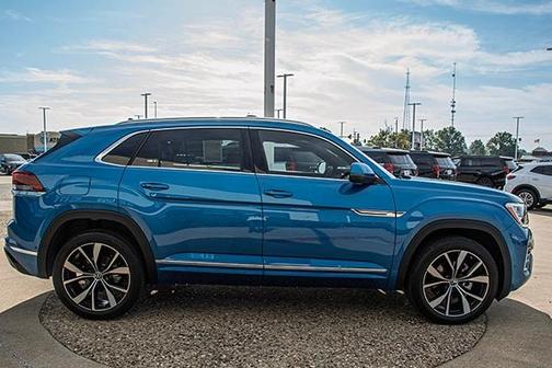 2024 Volkswagen Atlas Cross Sport 2.0T SEL Premium R-Line