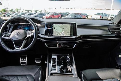 2024 Volkswagen Atlas Cross Sport 2.0T SEL Premium R-Line