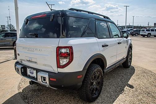 Oxford White 2025 Ford Bronco Sport Outer Banks