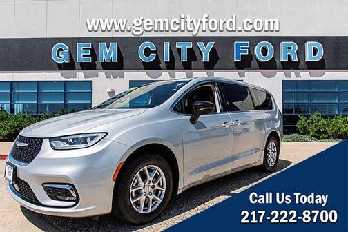Silver Mist Clearcoat 2024 Chrysler Pacifica Touring-L