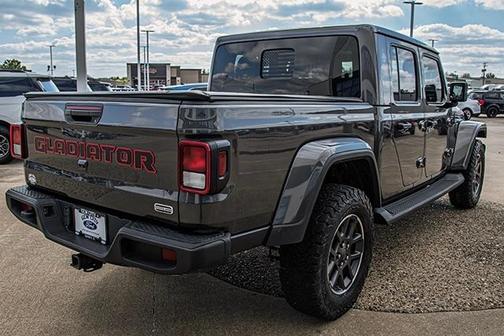 2021 Jeep Gladiator Overland