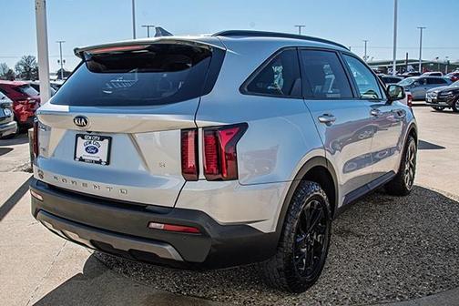 2021 Kia Sorento S