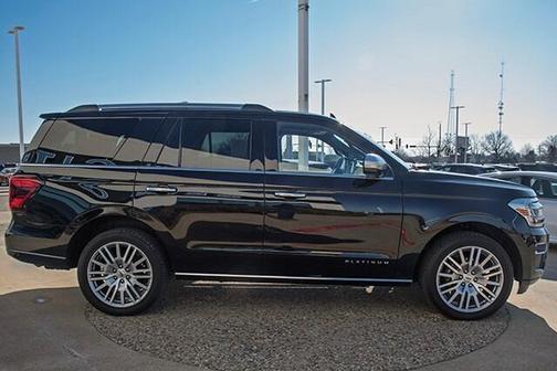 2024 Ford Expedition Platinum