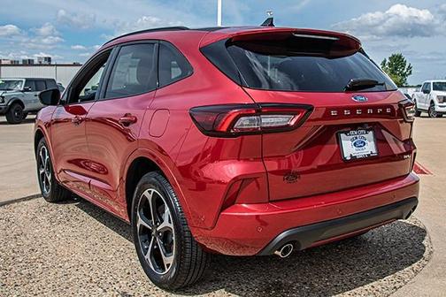 2024 Ford Escape ST-Line Elite