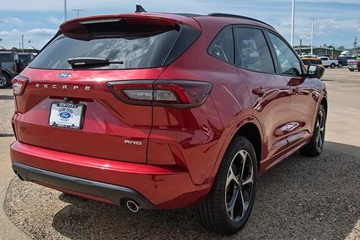 2024 Ford Escape ST-Line Elite