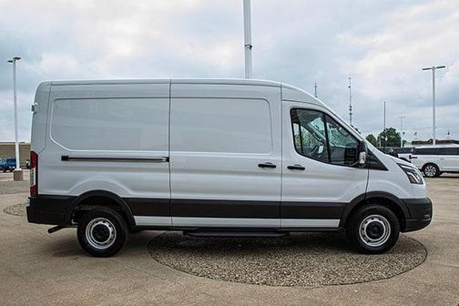 2025 Ford Transit-250 148 WB Medium Roof Cargo