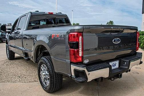 2026 Ford F-350 Lariat Super Duty
