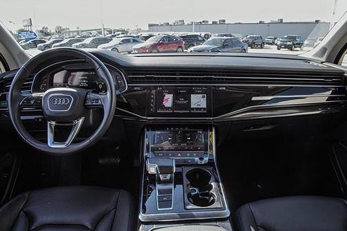 2024 Audi Q7 45 Premium