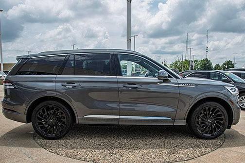 2022 Lincoln Aviator Reserve AWD