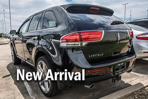 Tuxedo Black Metallic 2013 Lincoln MKX Base