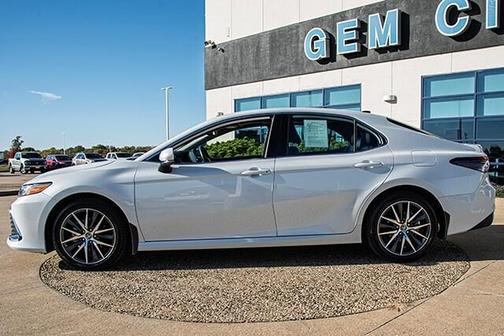 2024 Toyota Camry XLE