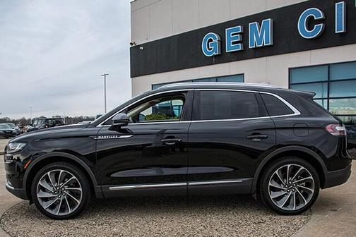 2022 Lincoln Nautilus Reserve