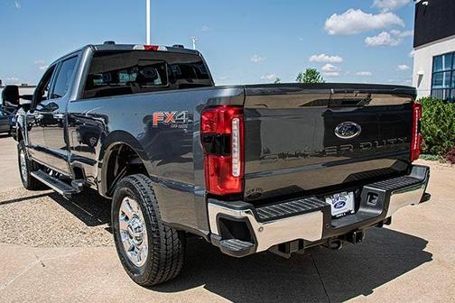 Carbonized Gray Metallic 2026 Ford F-250 Super Duty