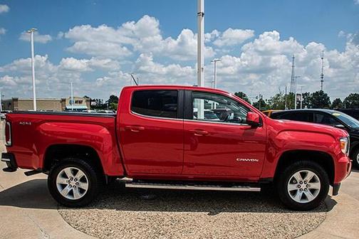 Cardinal Red 2015 GMC Canyon SLE