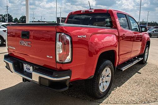 Cardinal Red 2015 GMC Canyon SLE