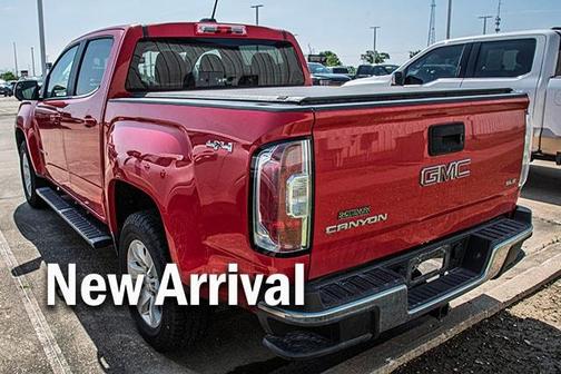 Cardinal Red 2015 GMC Canyon SLE