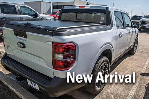 Space White Metallic 2026 Ford Maverick Lariat