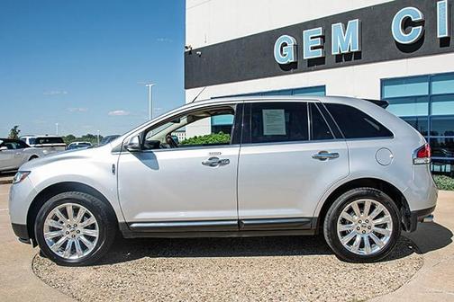 2013 Lincoln MKX Base