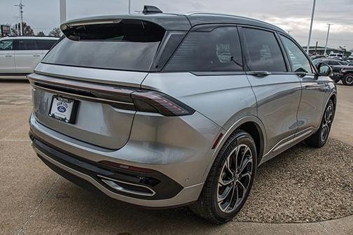 2024 Lincoln Nautilus Reserve