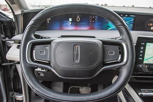 2024 Lincoln Nautilus Reserve