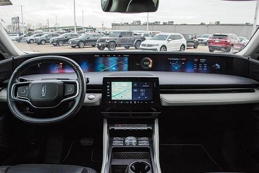 2024 Lincoln Nautilus Reserve