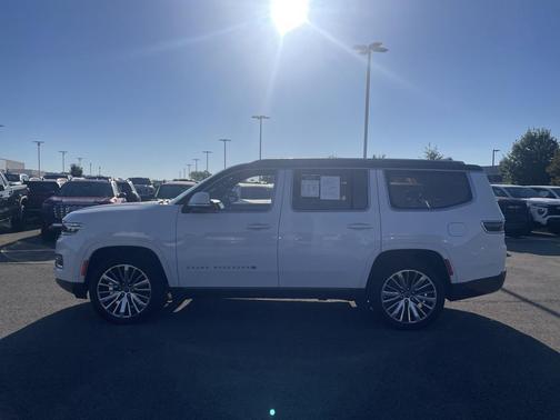 2022 Jeep Grand Wagoneer Series III 4x4