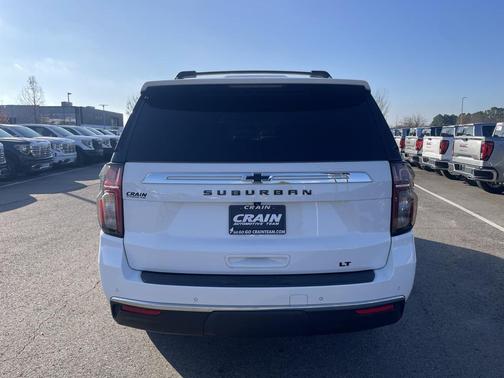 2021 Chevrolet Suburban LT