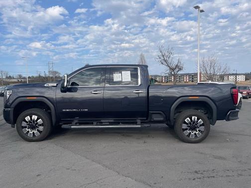 2025 GMC Sierra 2500 Denali