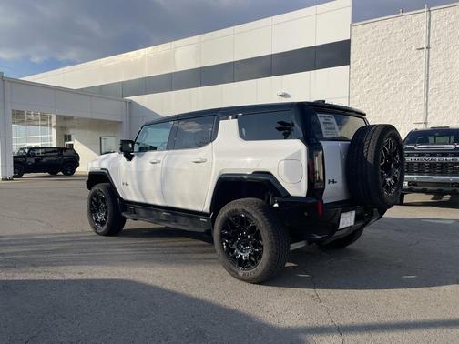 2026 GMC HUMMER EV SUV 2X