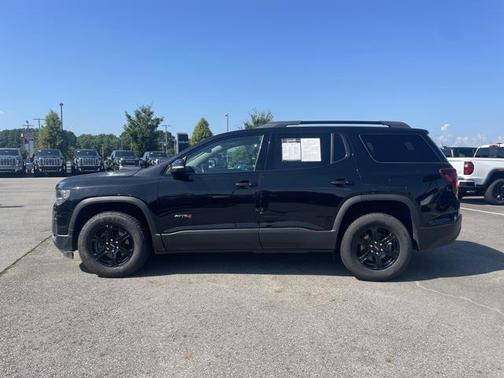 2021 GMC Acadia AWD AT4