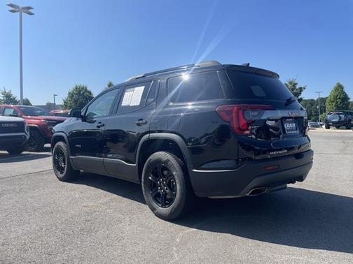 2021 GMC Acadia AWD AT4
