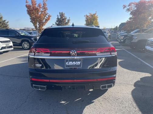 2024 Volkswagen Atlas Cross Sport 2.0T SEL