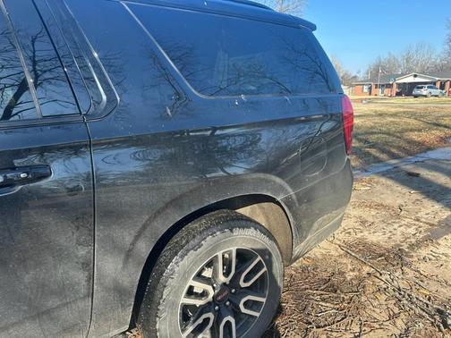 2024 GMC Yukon XL 4WD AT4