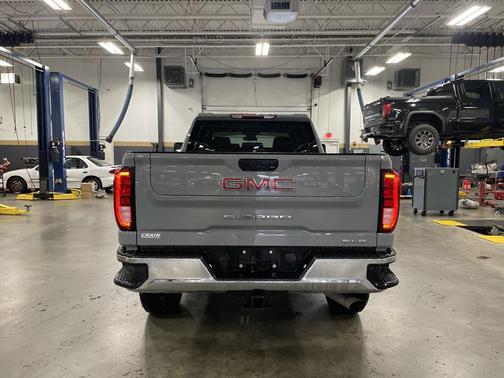 2025 GMC Sierra 2500 SLE