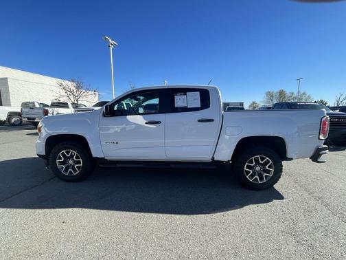 2022 GMC Canyon AT4