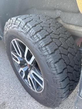 2019 GMC Sierra 1500 AT4